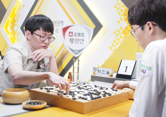 이동훈 또 꺾은 박진솔, 5지명 맞아(?) 